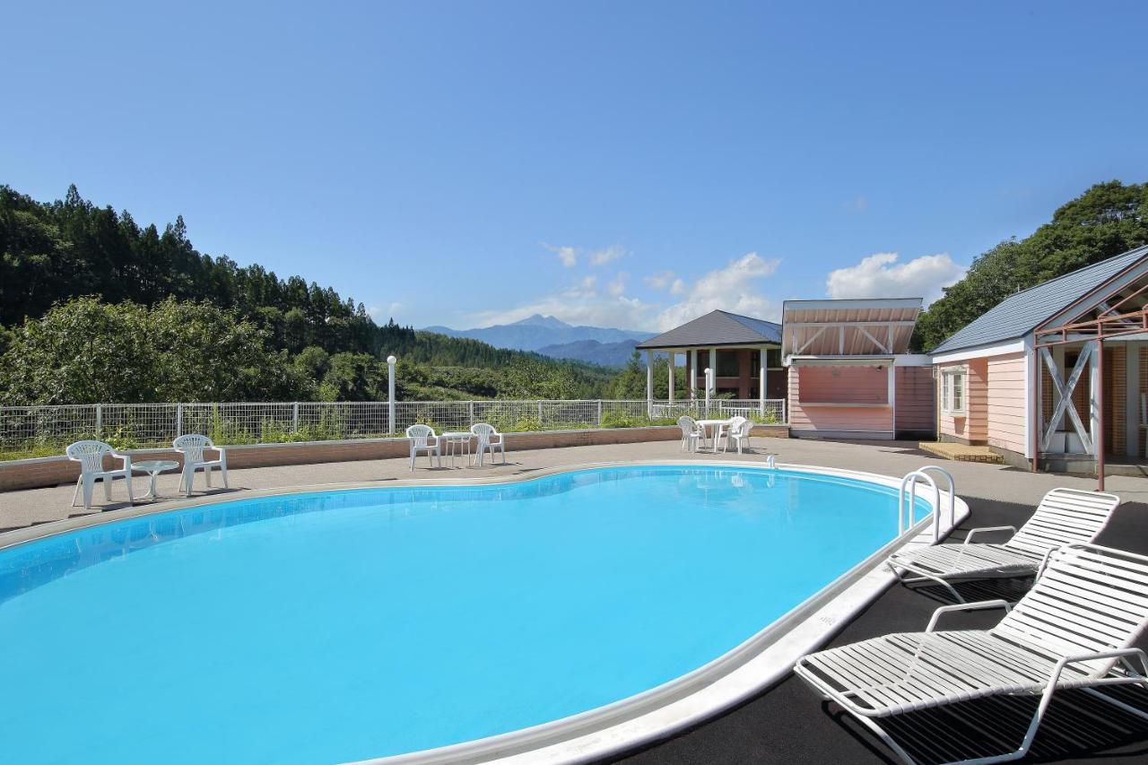 טקיאמה Hotel Ryu Resort And Spa מראה חיצוני תמונה